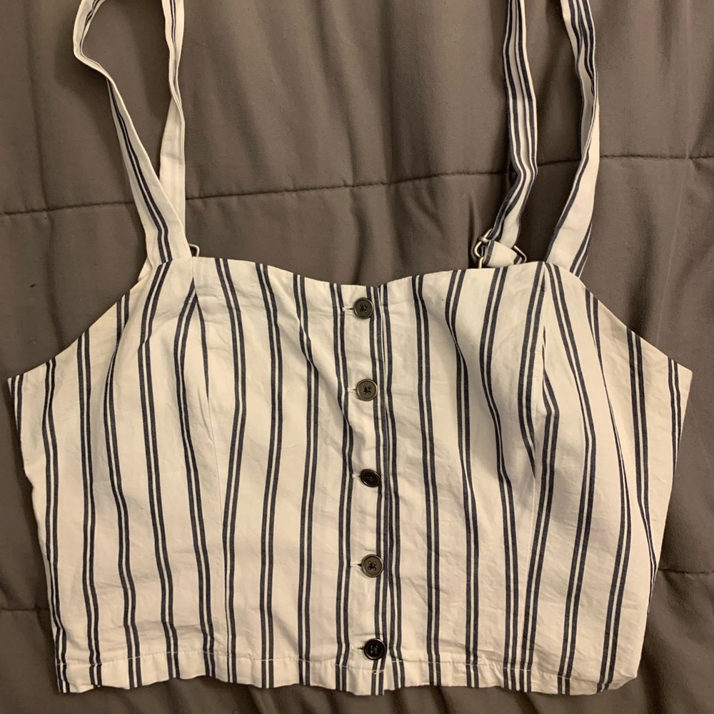 Kendall & Kylie stripped top